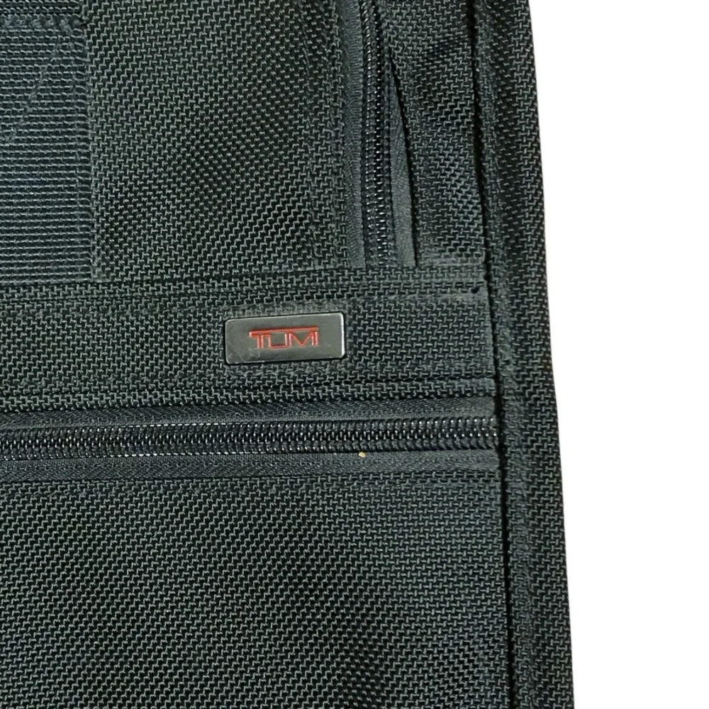 TUMI Black Business Bag 26001D4 Authentic Briefcase Laptop Carrier Luggage